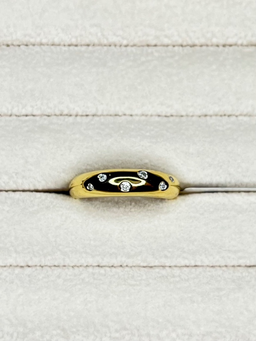 R084 | Genuine Diamond Studded Dome Ring